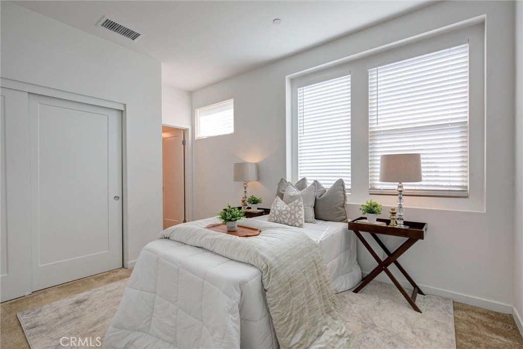 365 Placemark Property Photo 27