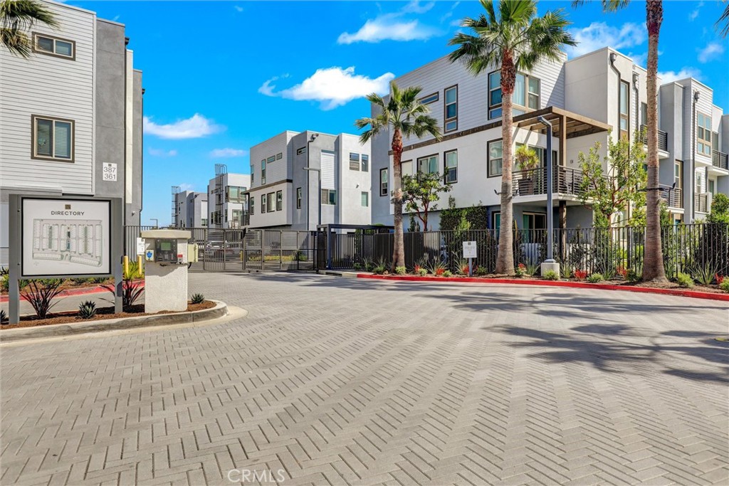 365 Placemark Property Photo 44
