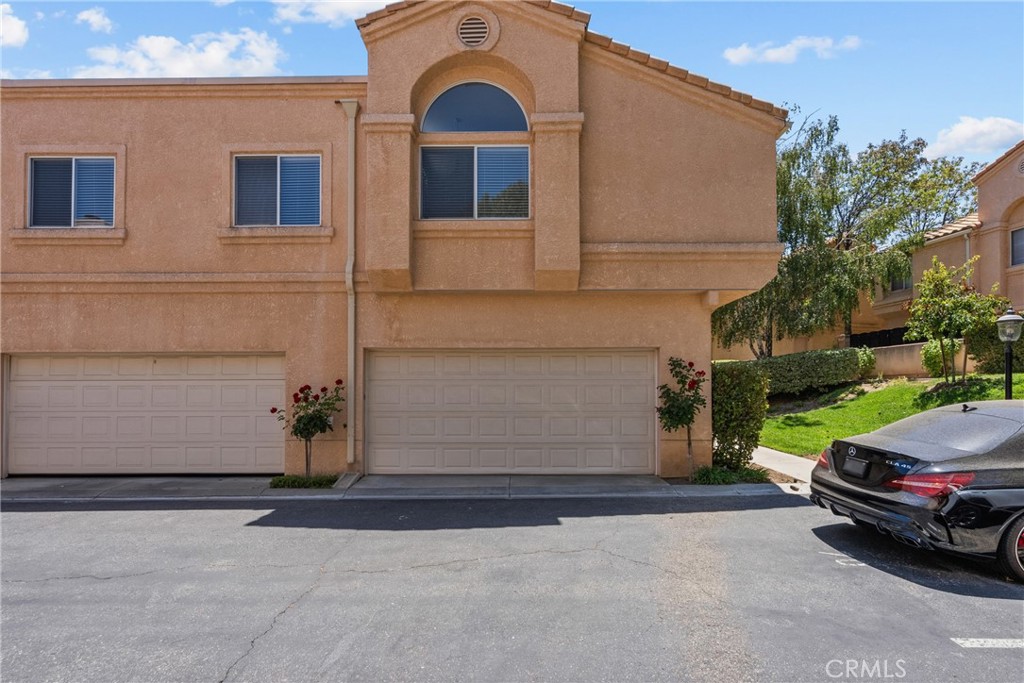 25146 H Steinbeck Property Photo 2
