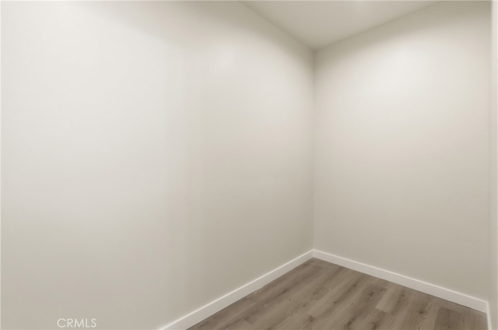 10012 Plainview Avenue Property Photo 16