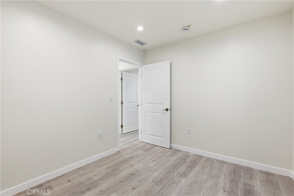 10012 Plainview Avenue Property Photo 34