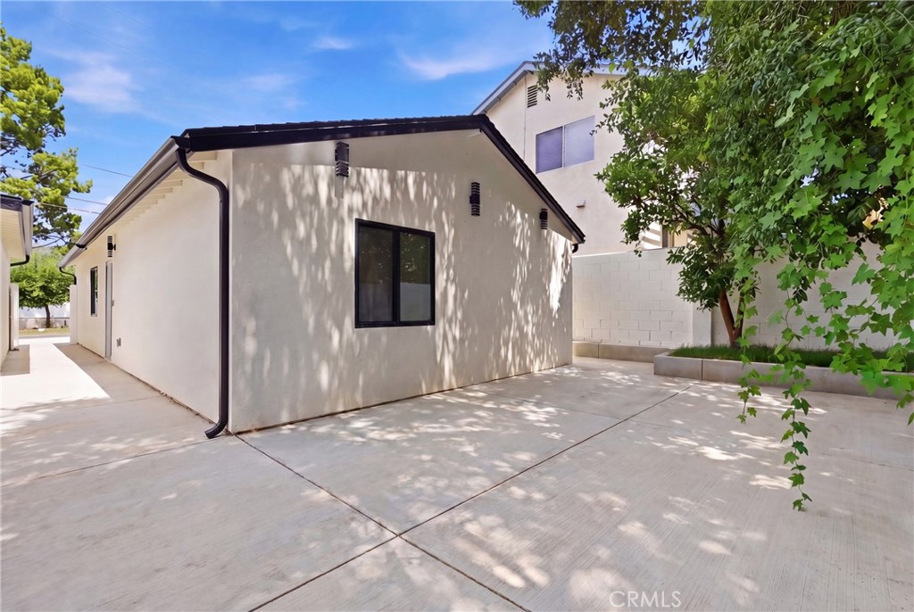 10012 Plainview Avenue Property Photo 36