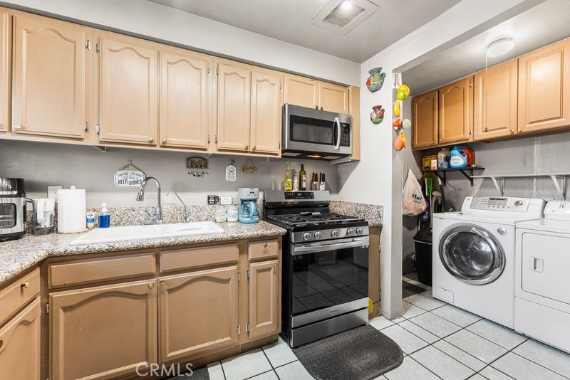 3891 Lugo Property Photo 6