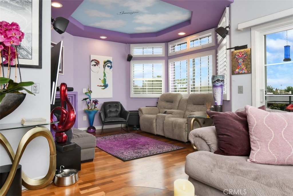 4455 Hazeltine 208 Property Photo 9