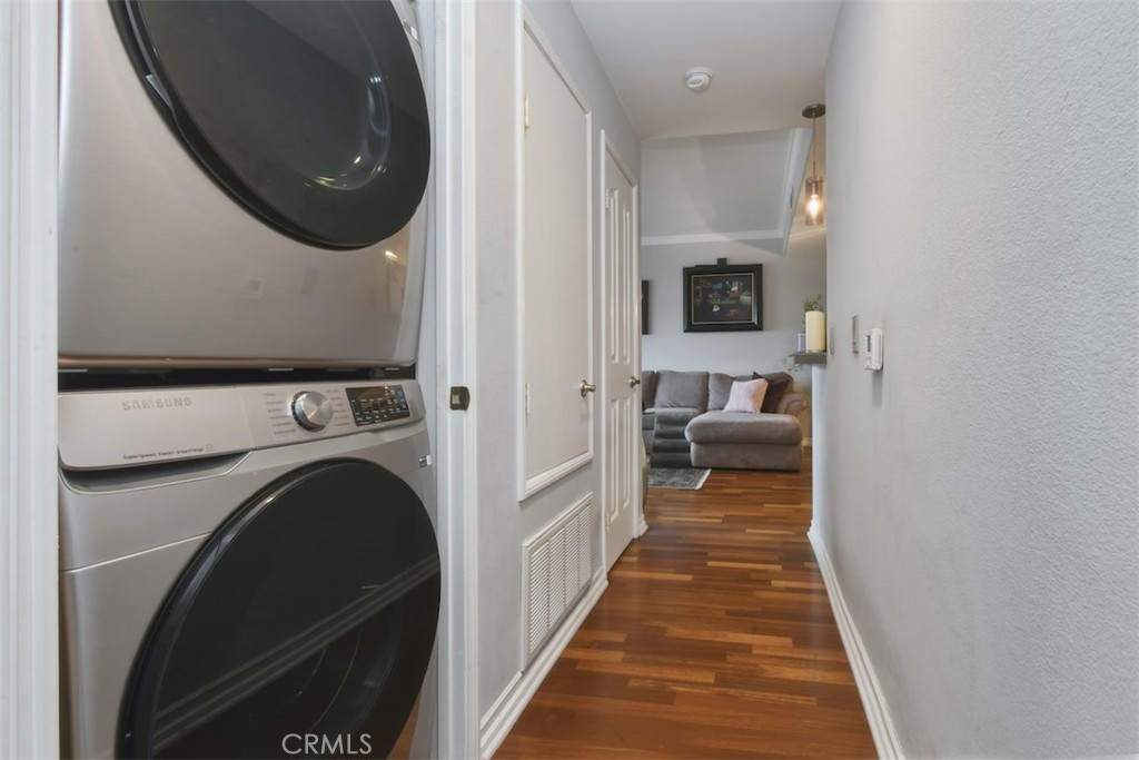 4455 Hazeltine 208 Property Photo 27