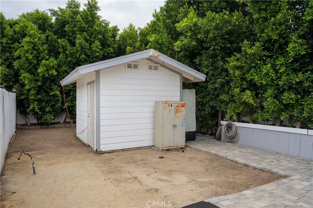 328 Clay St Property Photo 16