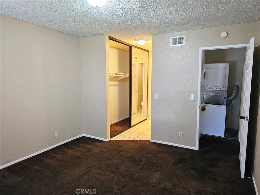 2554 Olive Drive 10 Property Photo 17