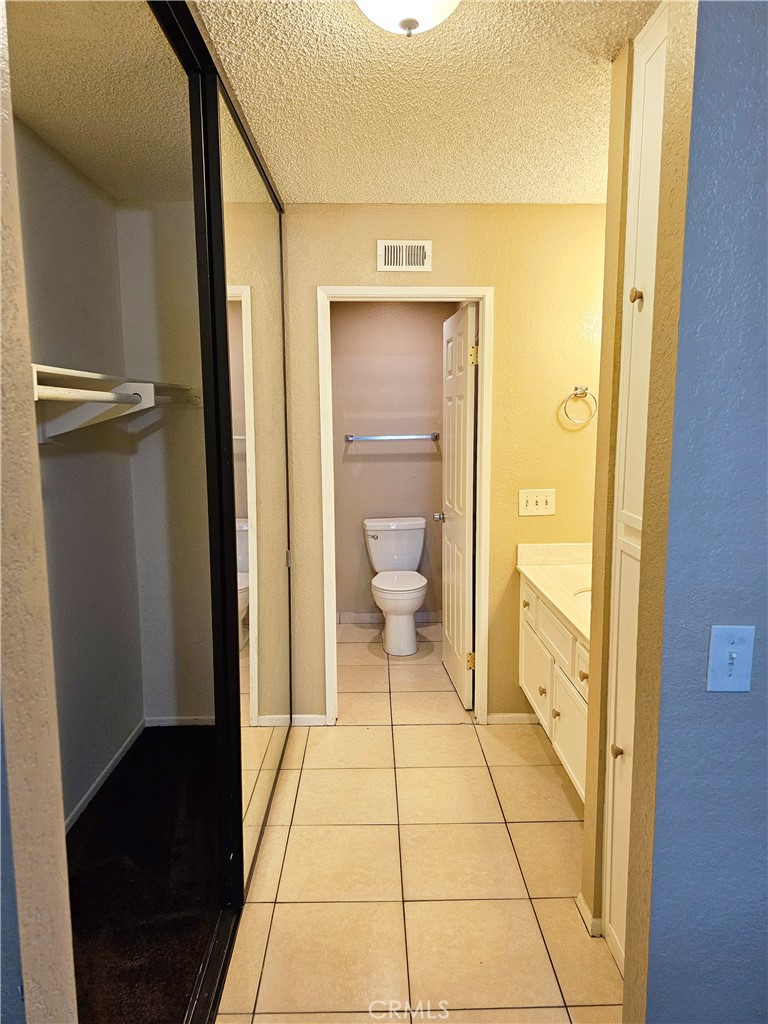 2554 Olive Drive 10 Property Photo 20