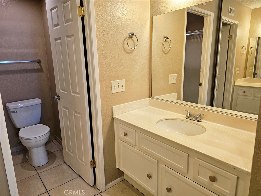 2554 Olive Drive 10 Property Photo 21