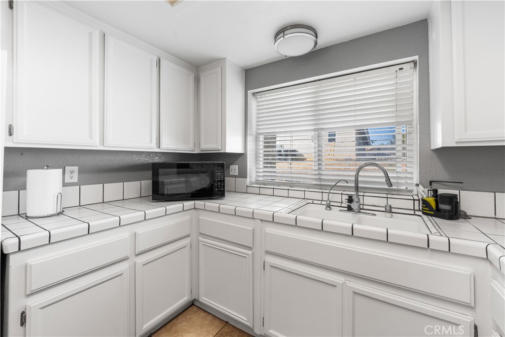 15723 Halinor Street Property Photo 14