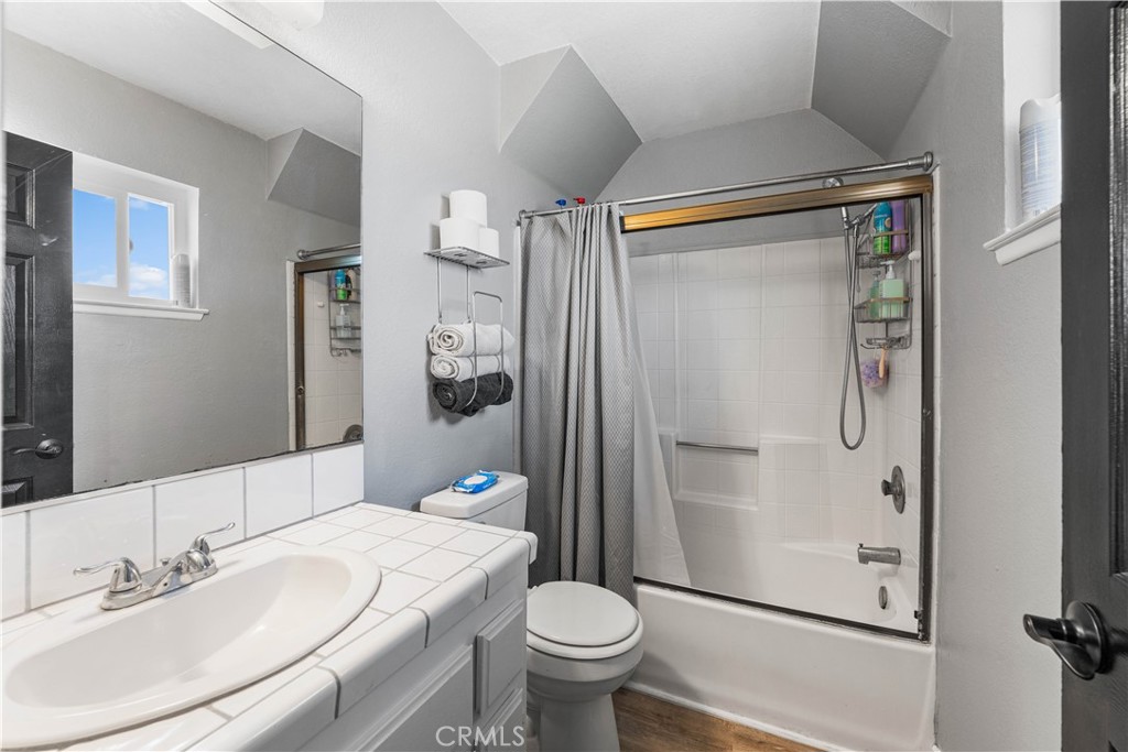 15723 Halinor Street Property Photo 26