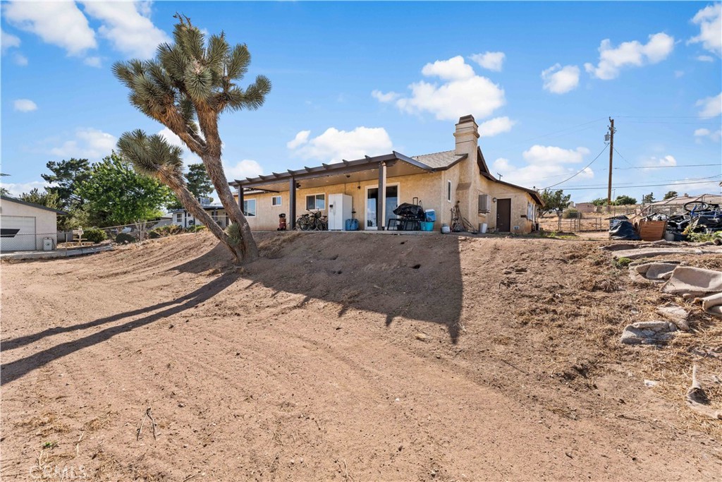 15723 Halinor Street Property Photo 29