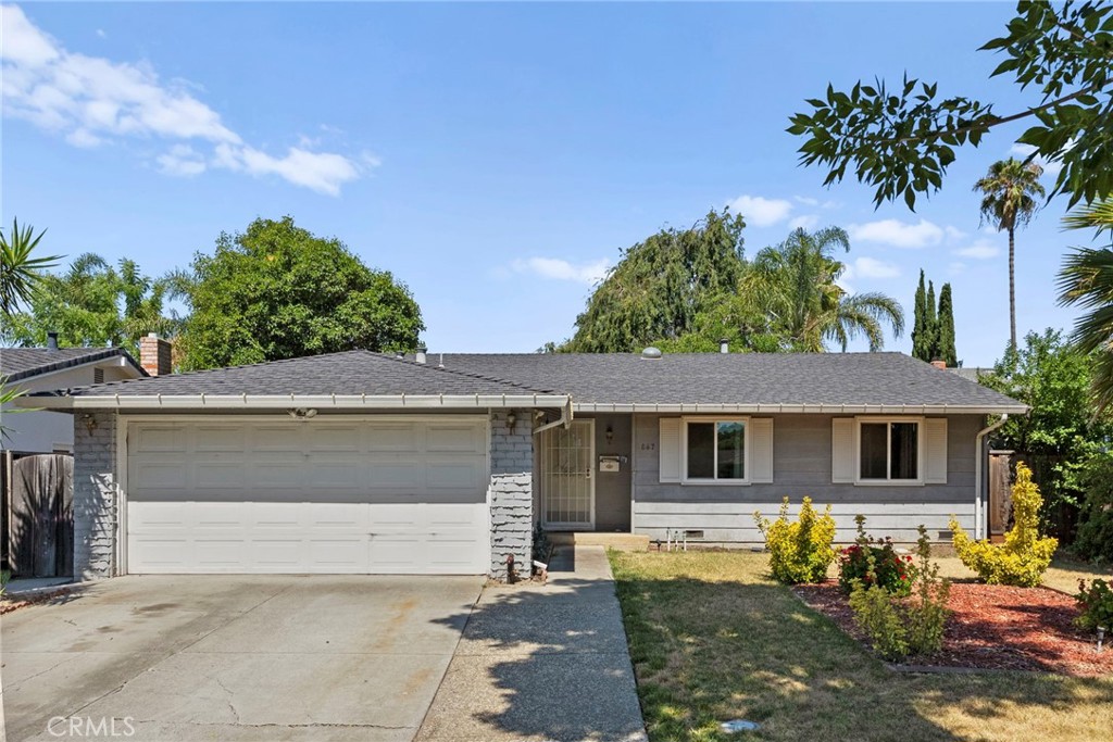5887 Tandera Property Photo 1