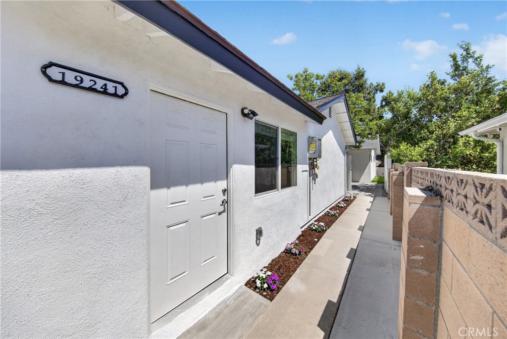 19243 Knapp St Property Photo 28