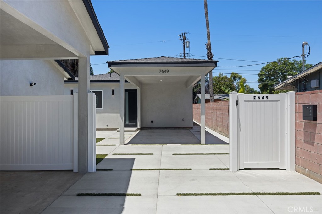 7649 Melvin Avenue Property Photo 2