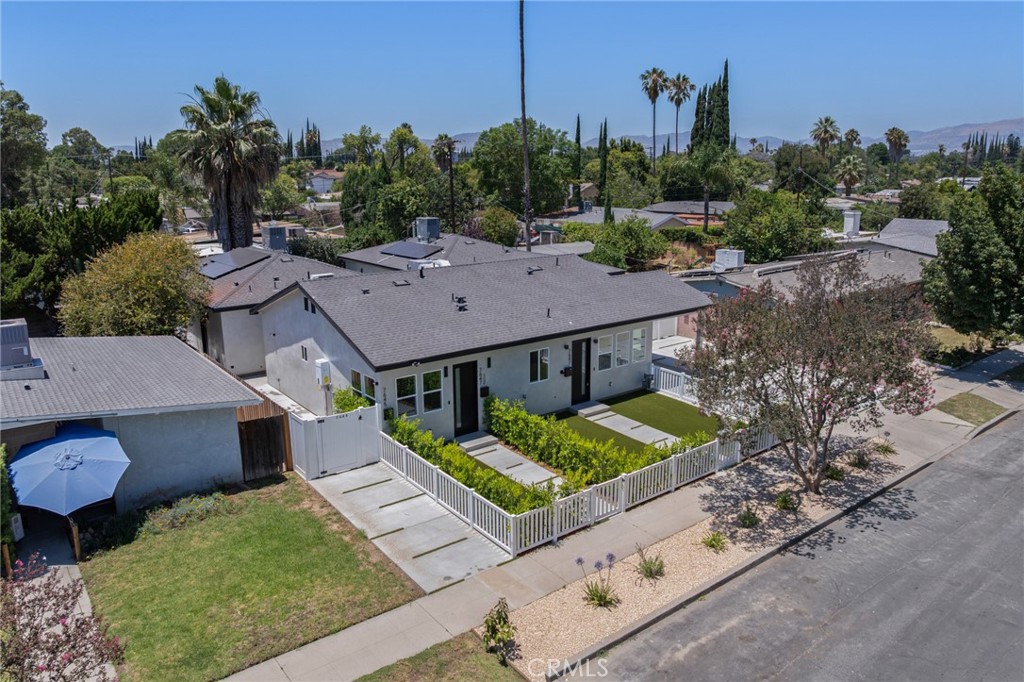 7649 Melvin Avenue Property Photo 4