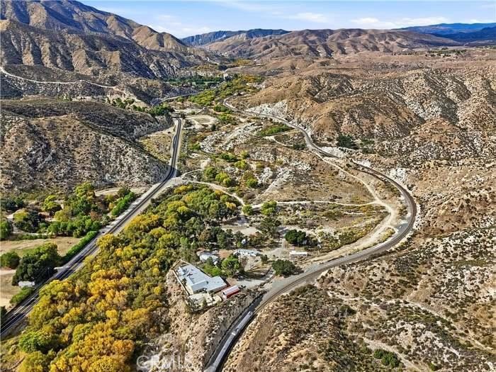 2 Soledad Canyon Road Property Photo 2