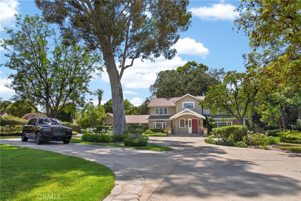 5255 Amestoy Property Photo 5