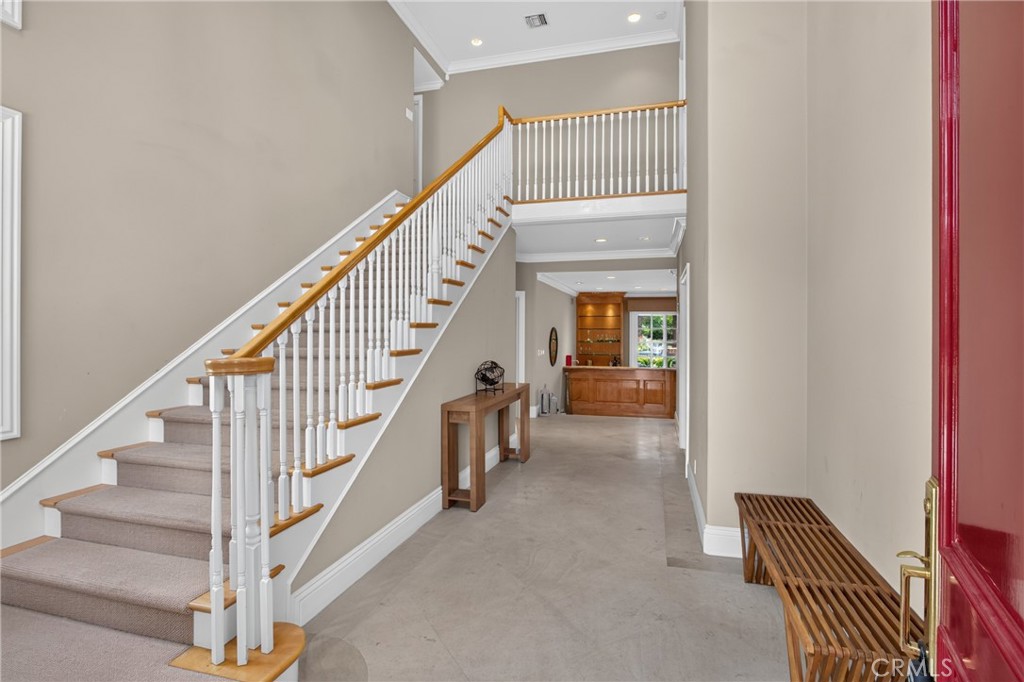 5255 Amestoy Property Photo 13