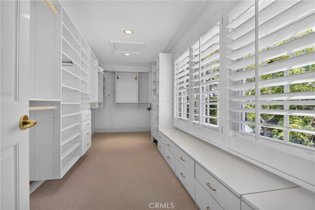 5255 Amestoy Property Photo 35