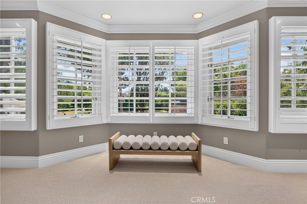 5255 Amestoy Property Photo 38