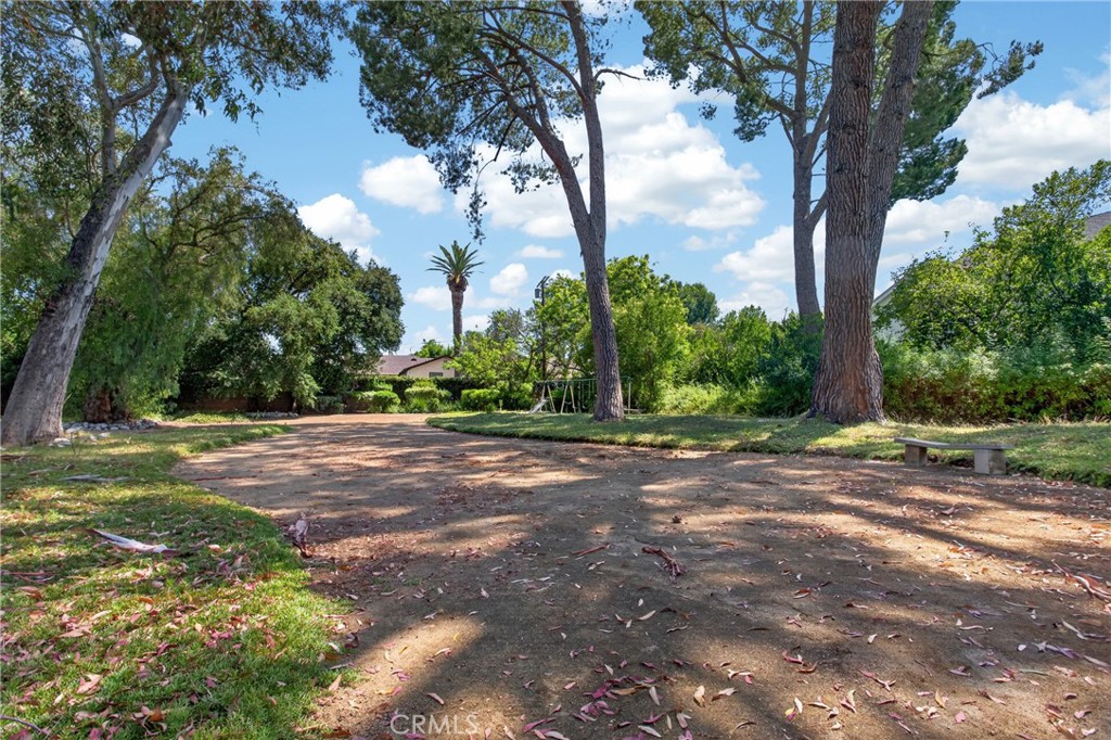 5255 Amestoy Property Photo 58