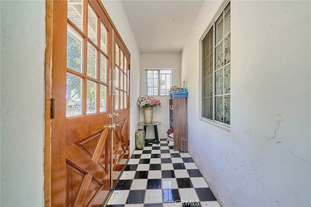 8357 Aura Property Photo 2