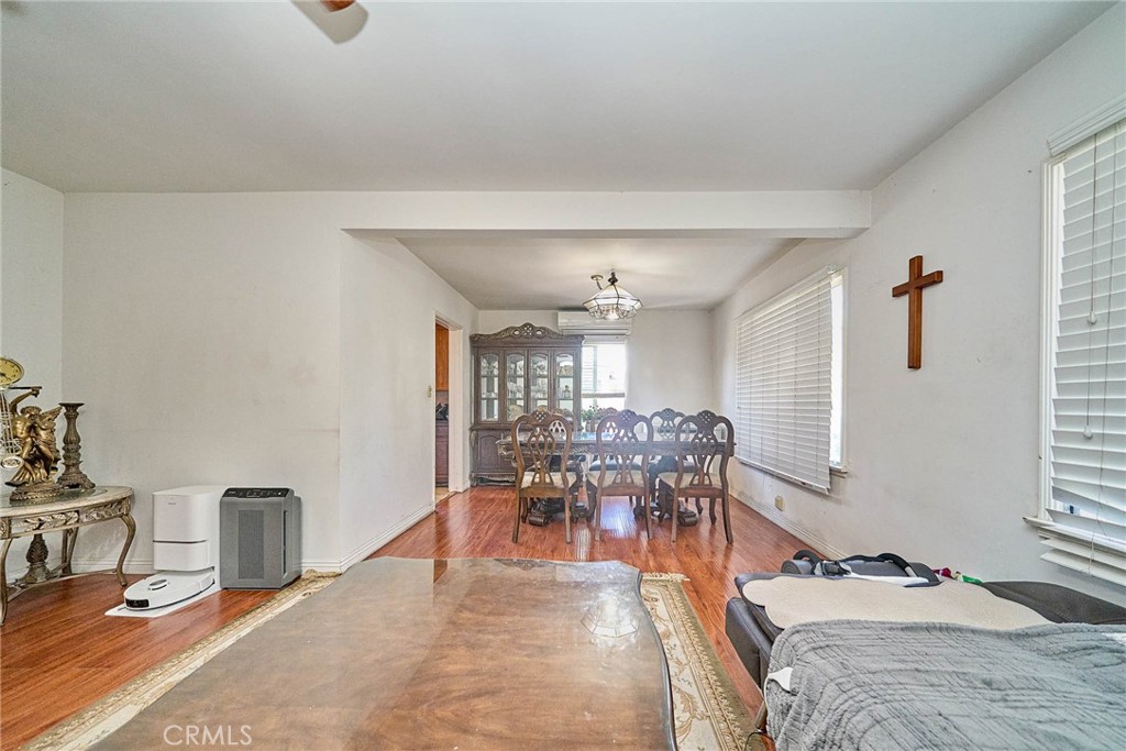 8357 Aura Property Photo 3