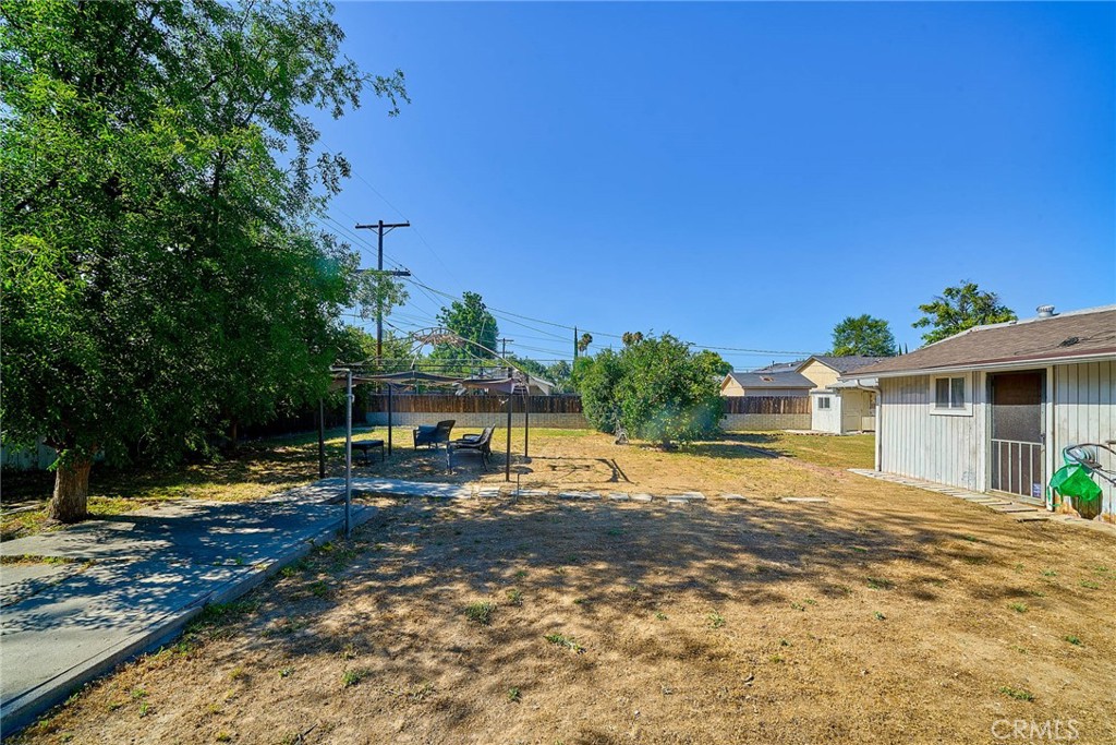 8357 Aura Property Photo 20