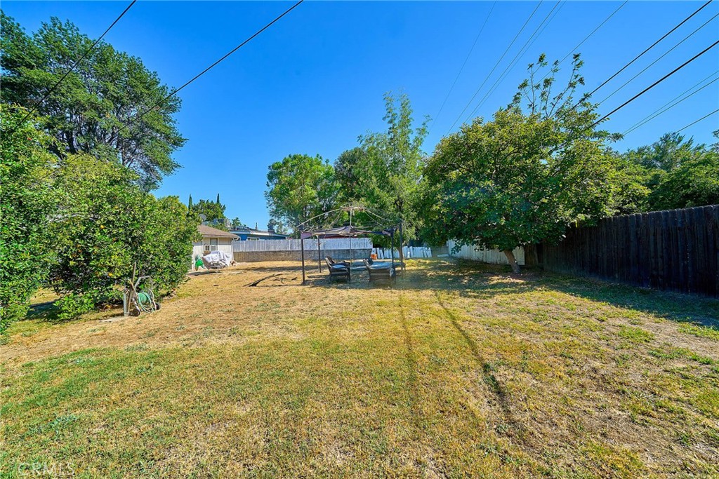 8357 Aura Property Photo 22
