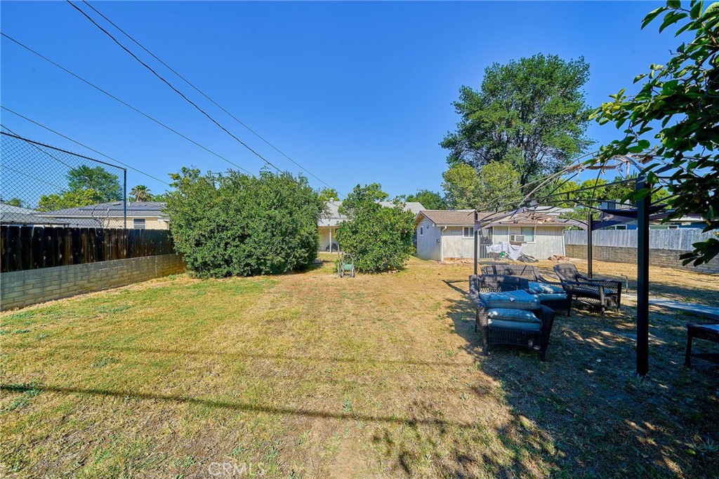 8357 Aura Property Photo 23