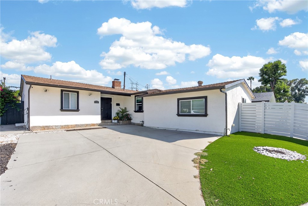 6710 Kurl Way Property Photo 2