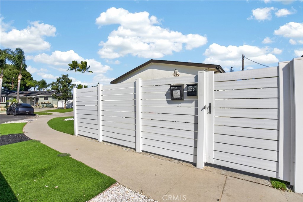 6710 Kurl Way Property Photo 15
