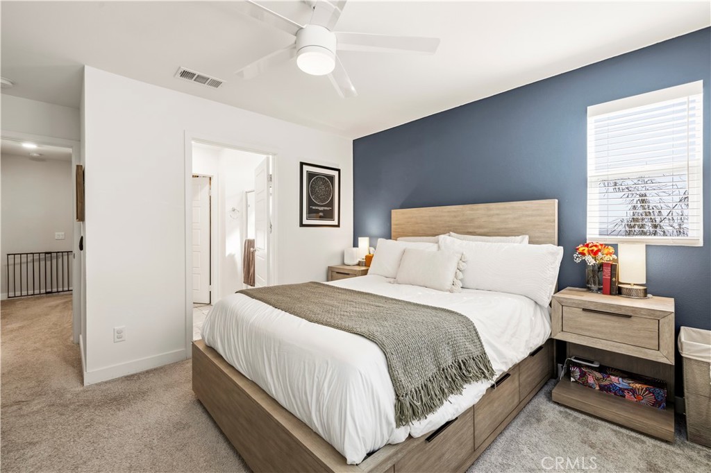 12827 Watt Lane E Property Photo 23