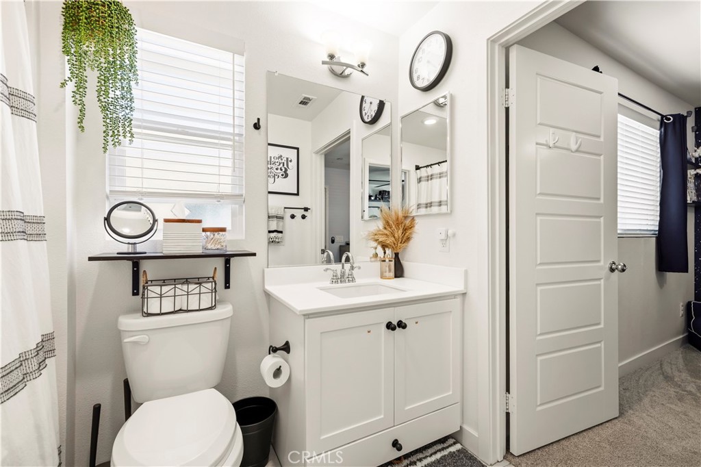 12827 Watt Lane E Property Photo 30
