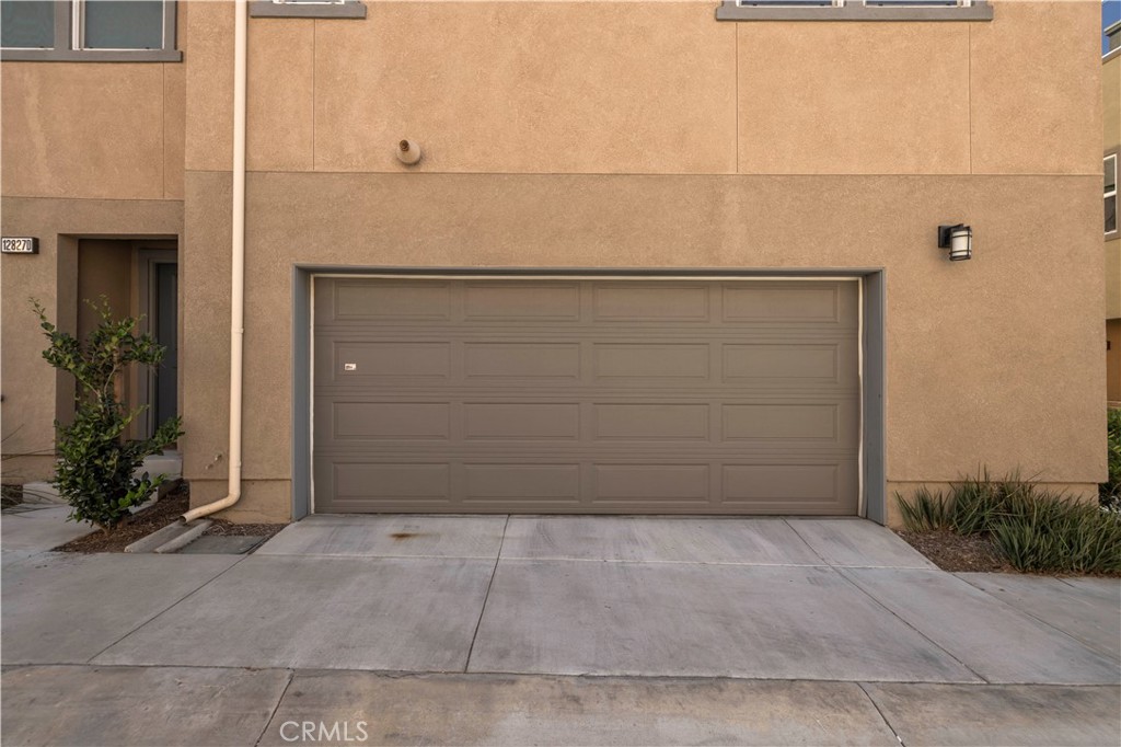 12827 Watt Lane E Property Photo 35