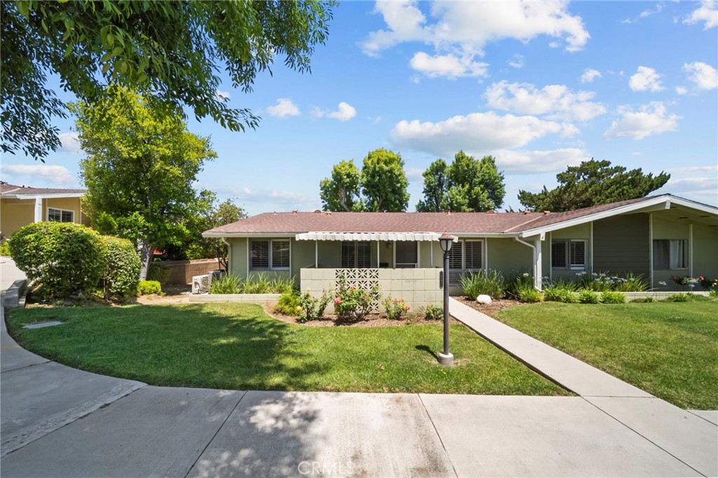 19157 Avenue Of The Oaks A Property Photo 2
