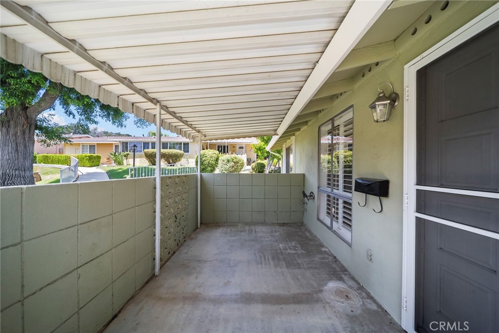 19157 Avenue Of The Oaks A Property Photo 4