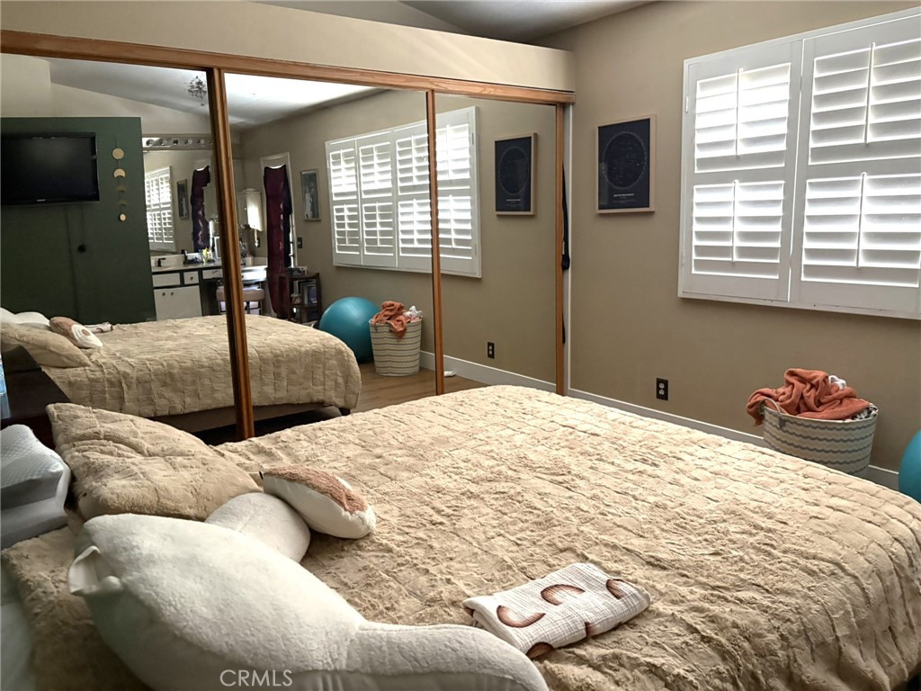 22552 Barcotta Drive Property Photo 8