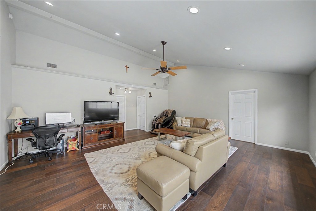 2521 Harmony Place Property Photo 11