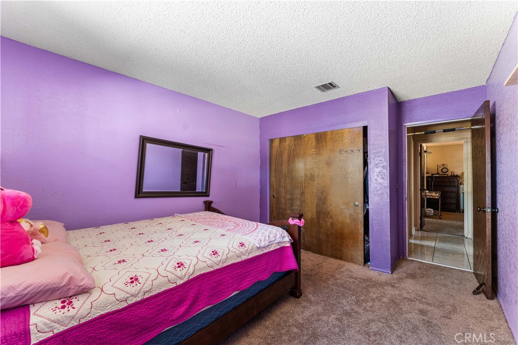 9615 E Avenue S12 Property Photo 27