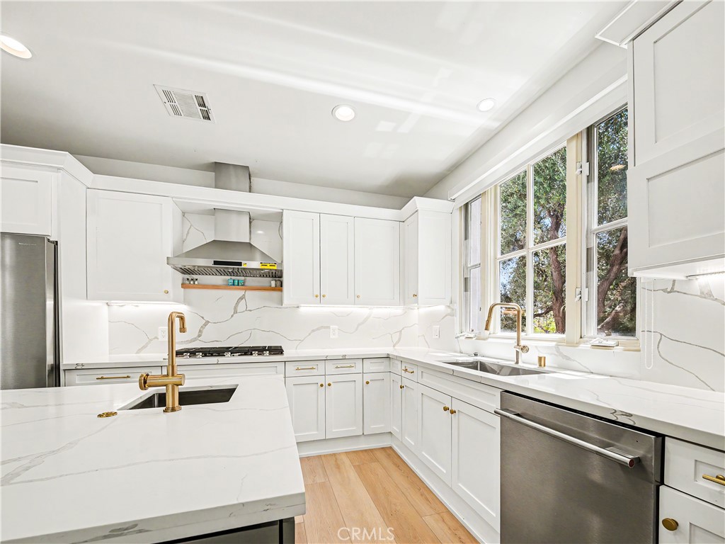 3907 Peartree Property Photo 12