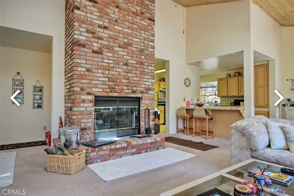 1528 Bernina Property Photo 7