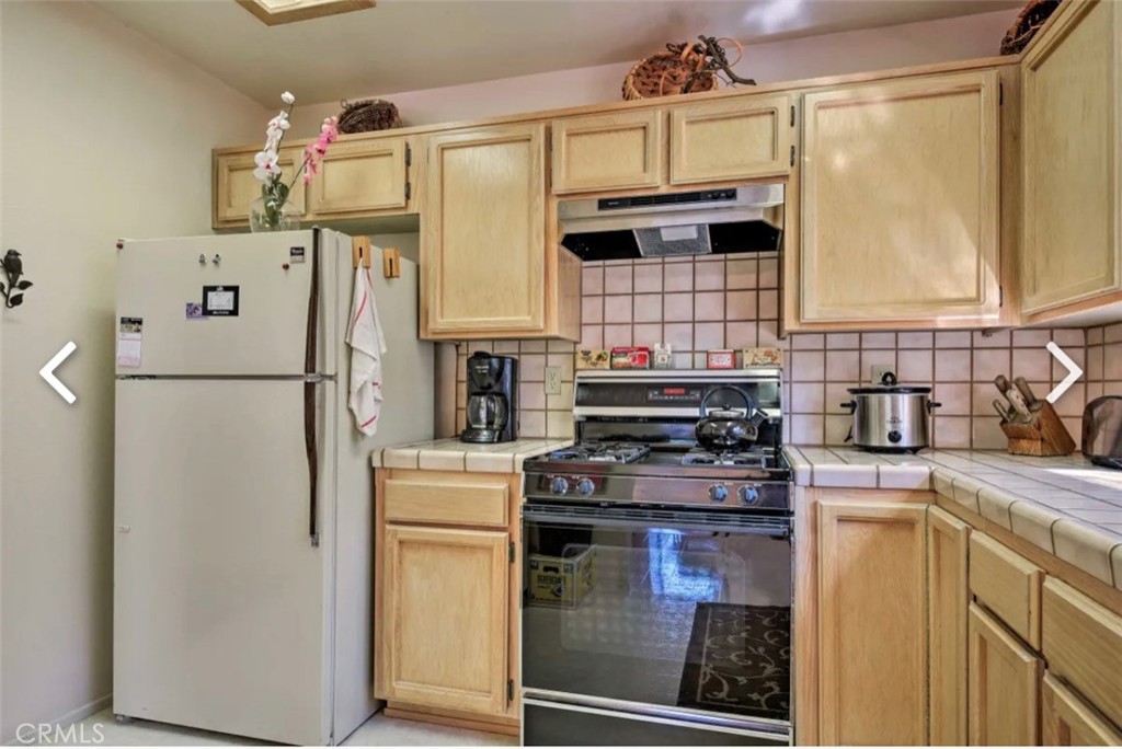 1528 Bernina Property Photo 10