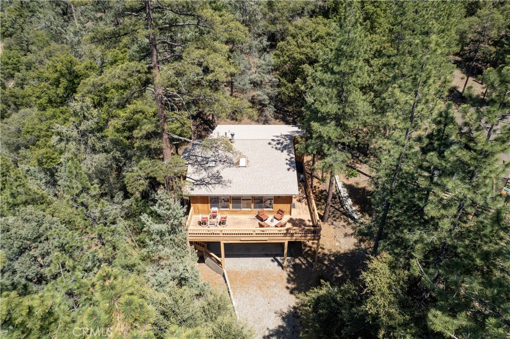 1528 Bernina Property Photo 18