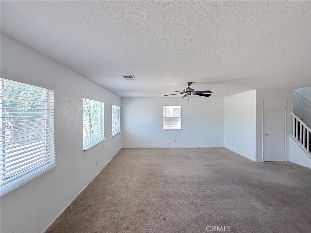 5517 W Avenue L14 Property Photo 7