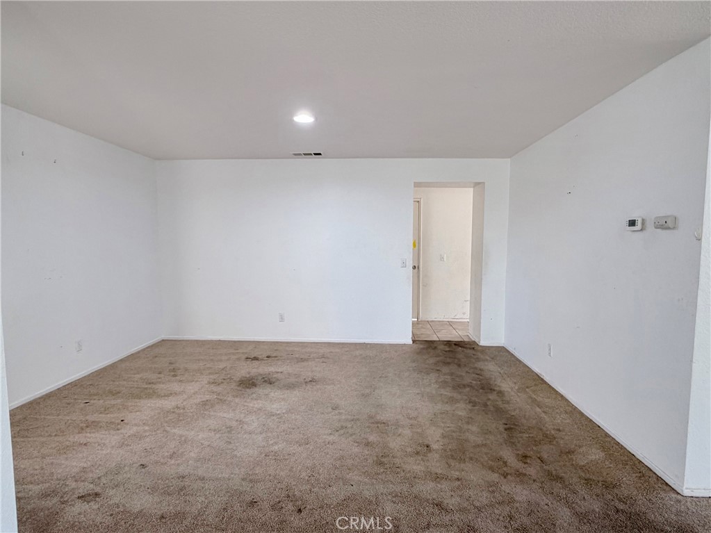 5517 W Avenue L14 Property Photo 8