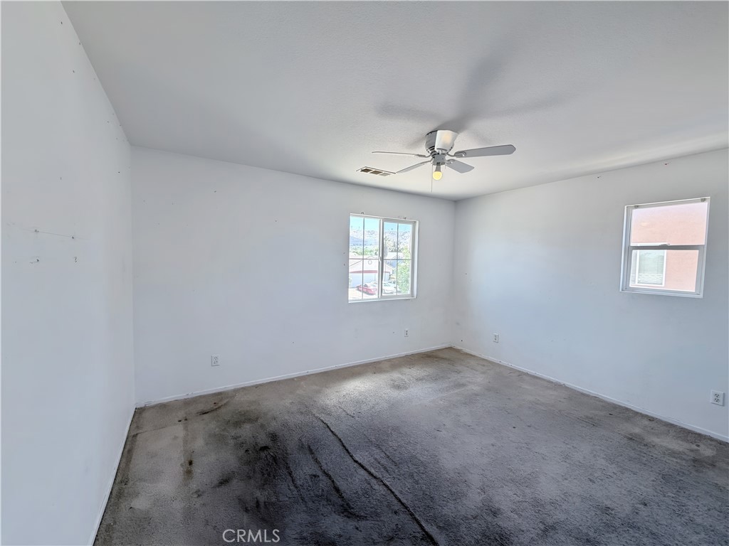 5517 W Avenue L14 Property Photo 9