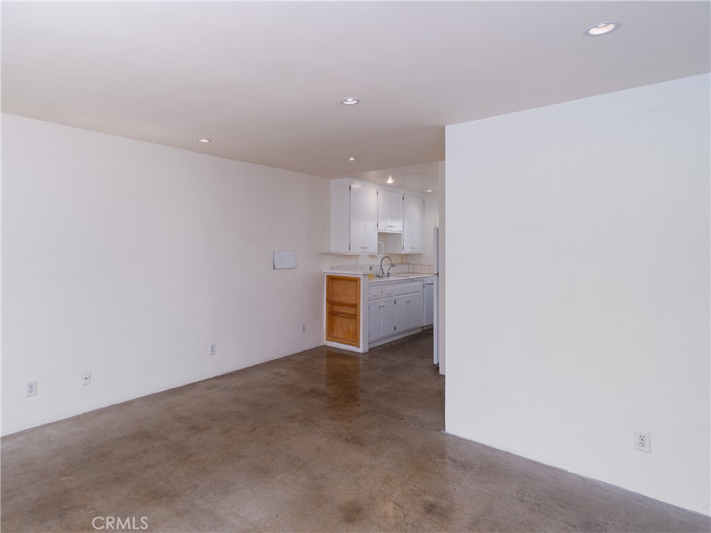 7129 Coldwater Canyon 8 Property Photo 12