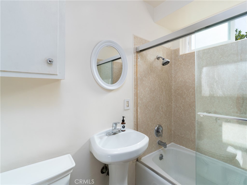 7129 Coldwater Canyon 8 Property Photo 15